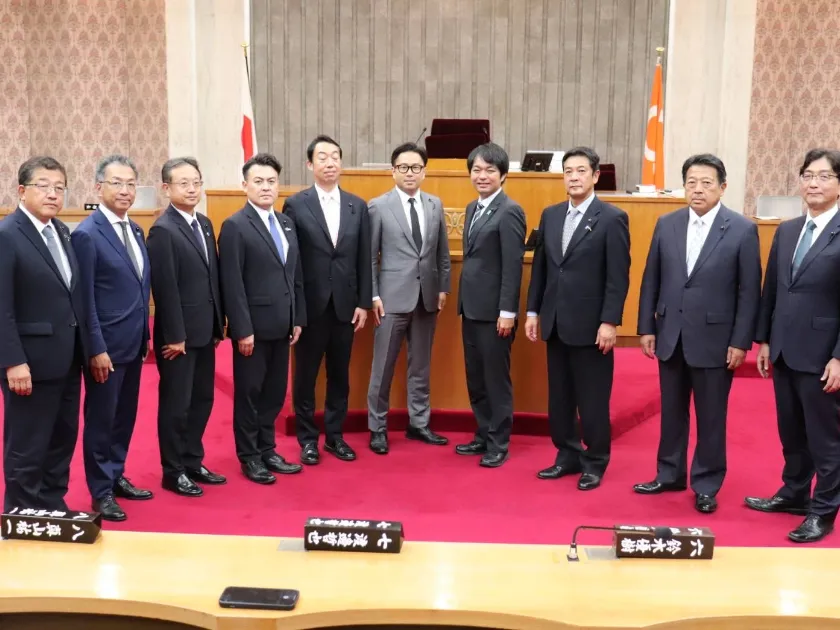 県議会議員の仕事の様子07